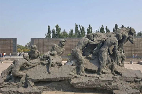 唐山地震遗址纪念公园 