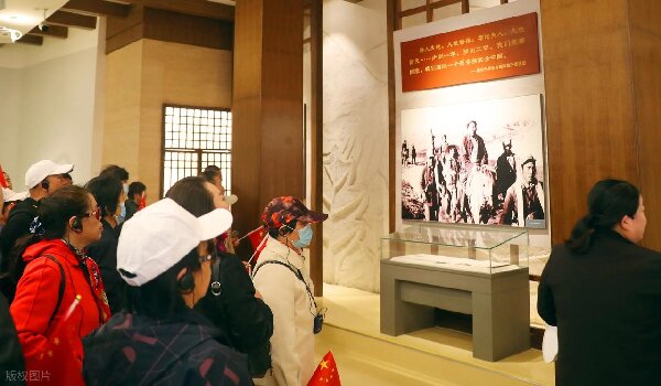 高校马院教师西柏坡党建研修深化理论认知 