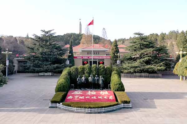 <strong>回到西柏坡：在历史现场锤炼新时代干部的“赶考”自觉</strong> 