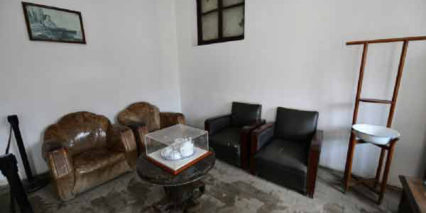 <strong>思政教师西柏坡培训：铸魂红色文化传承</strong> 