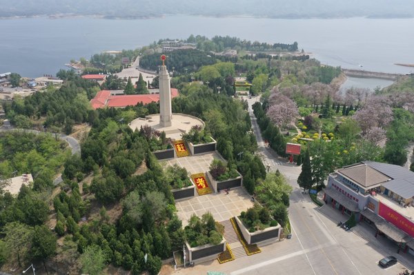 西柏坡红色教育锚定赶考新征程，赋能新时代党建培训 