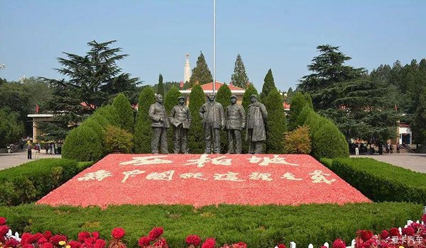 西柏坡红色教育触
